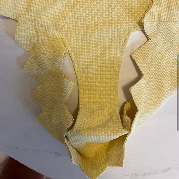 Marysia Swim Honolulu Bandeau Bikini Set - Picture 5 of 8